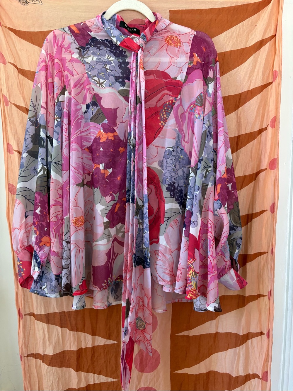 Beulah Pink Purple Floral Tie-Neck Blouse One Size